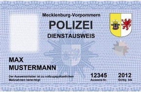 Polizeipräsidium Neubrandenburg: POL-NB: 88-Jährige verliert gesamtes Erspartes durch falsche Polizisten