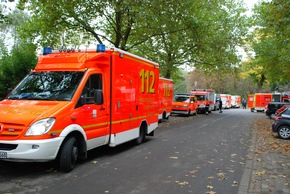 FW-AR: ABC-Großlage am Berufskolleg erfordert Einsatz von Feuerwehr und Rettungsdienst