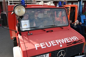 FW Stuttgart: Übergabe von Feuerwehrfahrzeugen und Schutzkleidung an die Solidaritätspartnerstadt Chmelnyzkyj (Ukraine)