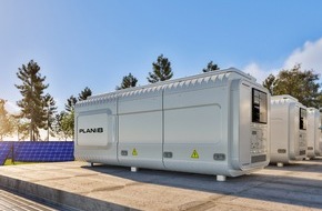PLAN-B NET ZERO: PLAN-B NET ZERO presents resilience concept combining Battery Energy Storage Systems (BESS), Hydrogen and AI at the D-A-CH Hydrogen Symposium