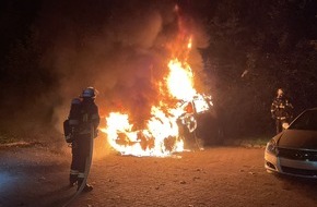Feuerwehr Dortmund: FW-DO: PKW Brand in Jungferntal