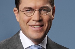 Presse- und Informationszentrum Marine: Marine - Pressemitteilung / Pressetermin: Verteidigungsminister zu Guttenberg zu Besuch bei der Marine und beim Marinearsenal in Wilhelmshaven