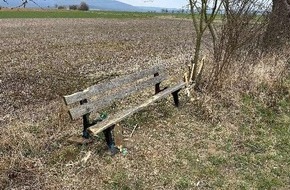 Polizeiinspektion Northeim: POL-NOM: Sachbeschädigung - Zeugen gesucht!