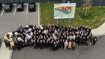 Polizei Essen: POL-E: Essen/M&uuml;lheim an der Ruhr: 198 neue Kolleginnen und Kollegen verst&auml;rken die Polizei Essen