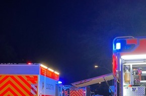 Kreisfeuerwehrverband Segeberg: FW-SE: Kohleofen in Wohnung löst Großeinsatz aus