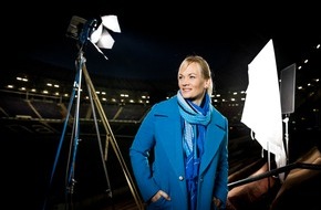 Sky Deutschland: Pionierin auf dem Platz: "Her Story" mit Bibiana Steinhaus ab 8. März exklusiv auf Sky