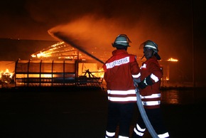 POL-WL: Edeka-Markt durch Feuer völlig zerstört, hoher Schaden