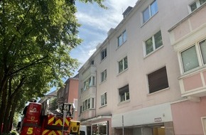 Feuerwehr Dortmund: FW-DO: Zwei Verletzte bei Küchenbrand in Dortmund-Marten