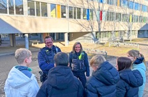Polizei Hagen: POL-HA: Polizei Hagen stellt neues Projekt zur St&auml;rkung der Zusammenarbeit zwischen Schulen und Polizei vor