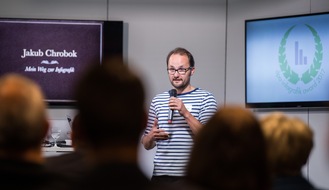 Preisverleihung mit Werkstatt-Charakter: Capital und Süddeutsche Zeitung erhalten dpa-infografik award