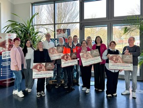 Lichtenauer spendet 23.000 Liter Mineralwasser an vier soziale Organisationen in Sachsen