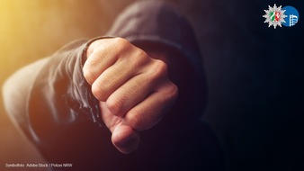 Polizeipräsidium Oberhausen: POL-OB: Montag: Räuberischer Diebstahl - Dienstag: Untersuchungshaft