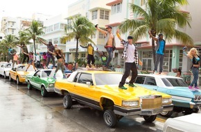 Constantin Film: STEP UP: MIAMI HEAT in 3D ab 30. August im Kino / Demos waren gestern - heute wird getanzt: It's time to step up again!