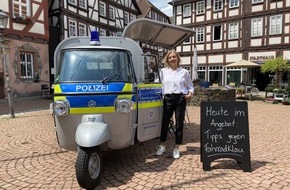 Polizeipräsidium Mittelhessen - Pressestelle Wetterau: POL-WE: "Sicher! Auf Reisen" Präventionstipps beim Marktbummel in Bad Nauheim und Bad Vilbel