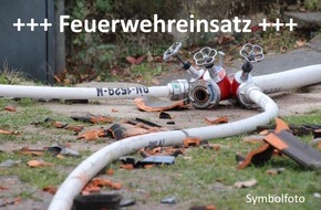 Feuerwehr und Rettungsdienst Bonn: FW-BN: Brennender Adventskranz sorgt für Sachschaden in Graurheindorf