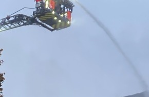 Feuerwehr Bremen: FW-HB: Brand in Mehrfamilienhaus - mehrere verletzte Personen