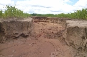 Universit&auml;t Augsburg: Neue Emmy-Noether-Forschungsgruppe: Wie Bodenerosion in tropischen Regionen Landwirtschaft, Wasser und Klima beeinflusst