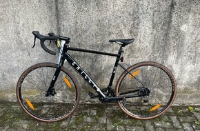 Polizei Steinfurt: POL-ST: Steinfurt, Eigent&uuml;mer von Rennrad gesucht