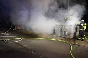 Feuerwehr Wetter (Ruhr): FW-EN: Feuerwehr Wetter rückt in der Nacht zu zwei Bränden aus