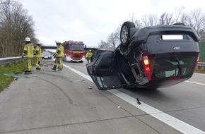 Polizeiinspektion Cuxhaven: POL-CUX: Update zu den drei schweren Verkehrsunfällen am Mittwochnachmittag - insgesamt fünf Personen verletzt, vier davon schwer (Fotos von allen Unfällen im Anhang)