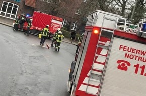 Feuerwehr Schermbeck: FW-Schermbeck: Ölspur ging quer durch Gahlen
