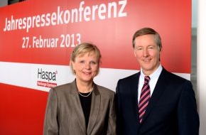 Haspa Hamburger Sparkasse AG: Bettina Poullain in den Haspa-Vorstand berufen (BILD)