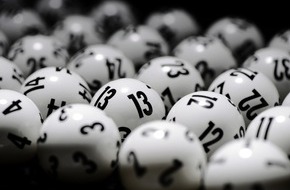 Sächsische Lotto-GmbH: Zeit für große Träume: 15 Millionen Euro warten am Samstag in LOTTO 6aus49