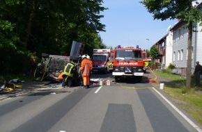 Polizeiinspektion Northeim: POL-NOM: Gegen Zaunpfosten geprallt