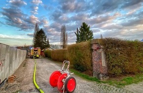Feuerwehr Gelsenkirchen: FW-GE: Gartenlaubenbrand in Gelsenkirchen-Ückendorf