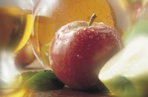 VdF Verband der deutschen Fruchtsaft-Industrie: Apfelsaft kann vor Darmkrebs schützen