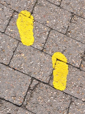 POL-PPWP: Gelbe Füße zeigen an, wo man sicher gehen kann
