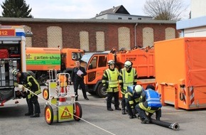 Feuerwehr Mettmann: FW Mettmann: Zehn neue freiwillige Feuerwehrleute in der Einsatzabteilung der Feuerwehr Mettmann