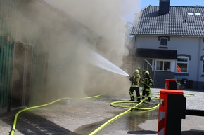 POL-STD: Großfeuer in Assel - 150 Feuerwehrleute im Einsatz