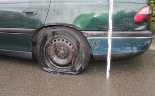 Polizei Minden-Lübbecke: POL-MI: Auto bei Unfallflucht in Lahde beschädigt