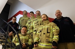 Feuerwehr Kleve: FW-KLE: Fünf neue Feuerwehrmänner für die Löschgruppe Schenkenschanz