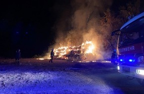 Polizeidirektion Pirmasens: POL-PDPS: Brand von rund 100 Heuballen in Contwig - Kriminalpolizei ermittelt und sucht Zeugen
