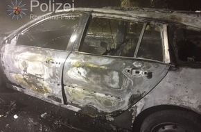 Polizeipräsidium Westpfalz: POL-PPWP: Fahrzeug komplett ausgebrannt