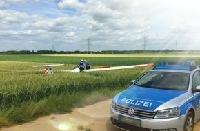 Polizeidirektion Landau: POL-PDLD: Außenlandung eines Segelflugzeugs