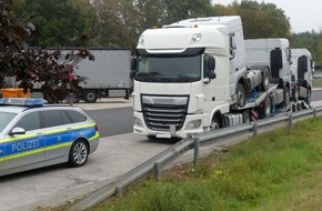 Polizeipräsidium Osthessen: POL-OH: Polizei greift ein und verhindert möglichen Unfall: Sattelzugmaschine drohte von Transporter zu fallen