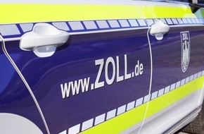 Hauptzollamt Augsburg: HZA-A: Zoll stellt 687 Stück Plagiate sicher Kontrolle eines Busses aus der Türkei