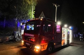 Freiwillige Feuerwehr Königswinter: FW Königswinter: Kaminbrand beschäftigt Feuerwehr am Sonntagabend