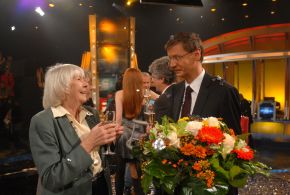 Landflucht mit den SKL-Millionen: Rentnerin aus der Lüneburger Heide gewinnt 5 Millionen bei der SKL-Show