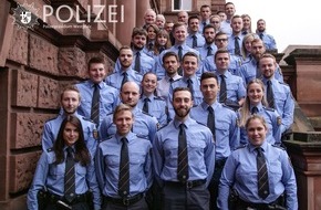 Polizeipräsidium Westpfalz: POL-PPWP: 36 neue Polizistinnen und Polizisten im Polizeipräsidium Westpfalz