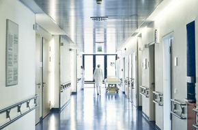 ROLAND Rechtsschutz-Versicherungs-AG: Gut behandelt - Patientenrechte im Krankenhaus