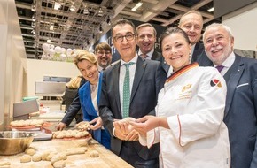 Zentralverband des Deutschen Bäckerhandwerks e.V.: Politiktreff Schaubackstube: Bäckerhandwerk beendet erfolgreich Grüne Woche-Auftritt