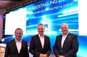 ZDK Zentralverband Deutsches Kraftfahrzeuggewerbe e.V.: Elektrisch ist einfach: ZDK startet E-Auto-Initiative auf Bundestagung