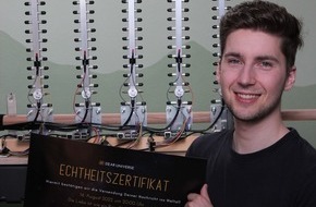 agentur auftakt: Presseinformation: Lübecker Start-up verschickt Grüße ins Weltall