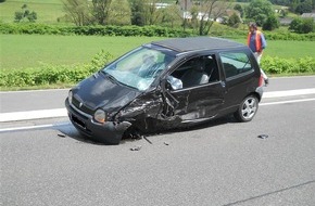 Polizeidirektion Neuwied/Rhein: POL-PDNR: Wissen - Verkehrsunfall mit 3 verletzen Personen und hohem Sachschaden