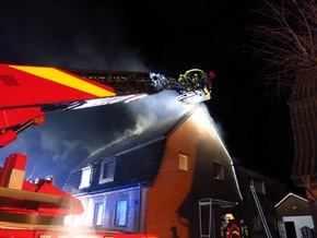 FW-WRN: Abschlussmeldung: FEUER_3 - Dachstuhlbrand Brachtstraße in Werne Evenkamp