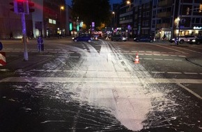 Polizei Münster: POL-MS: Kreuzungsbereich durch verlorenen Farbeimer stark verschmutzt